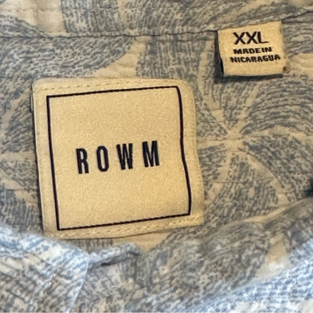 Rowm Blue And White Patterned Button-Up Shirt - image 8